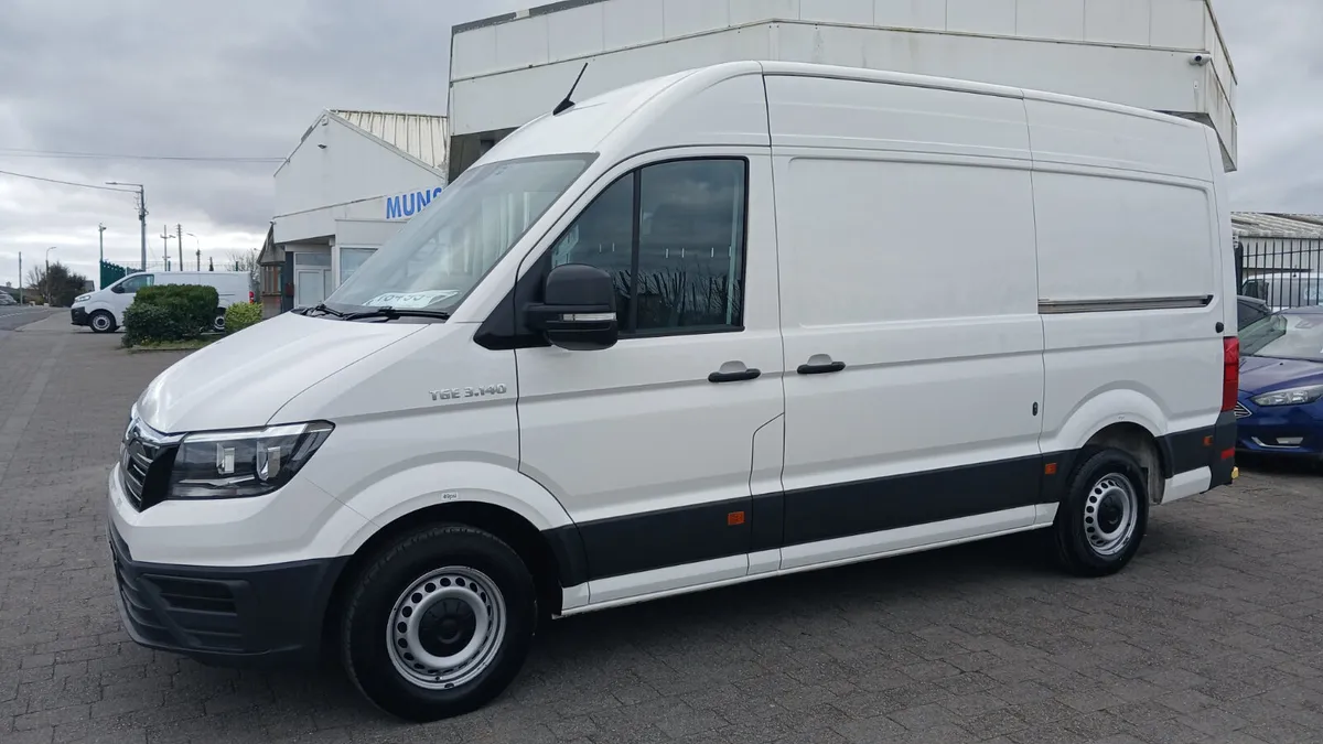 MAN TGE CRAFTER 2021 140BHP IMMACULATE / EXTRAS - Image 1