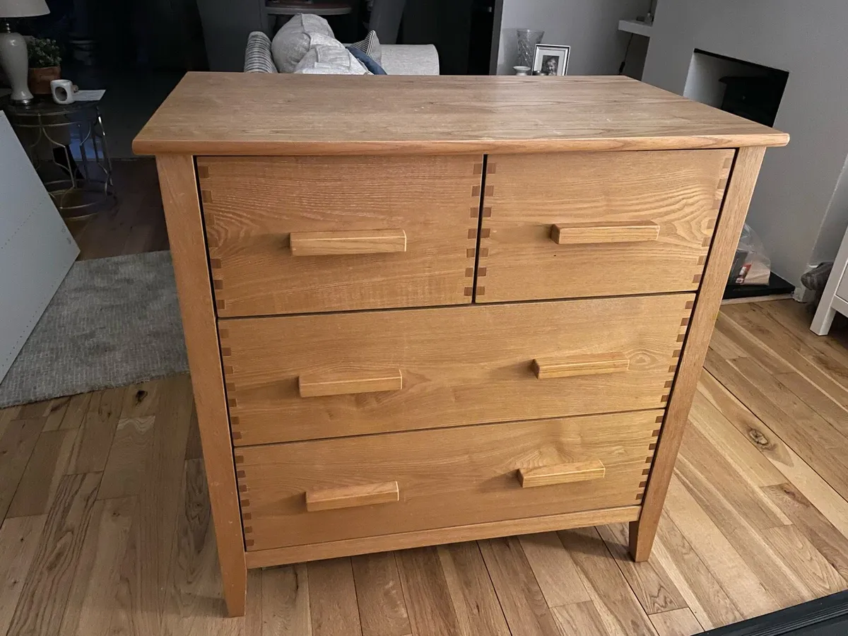 Chest of drawers - Image 1