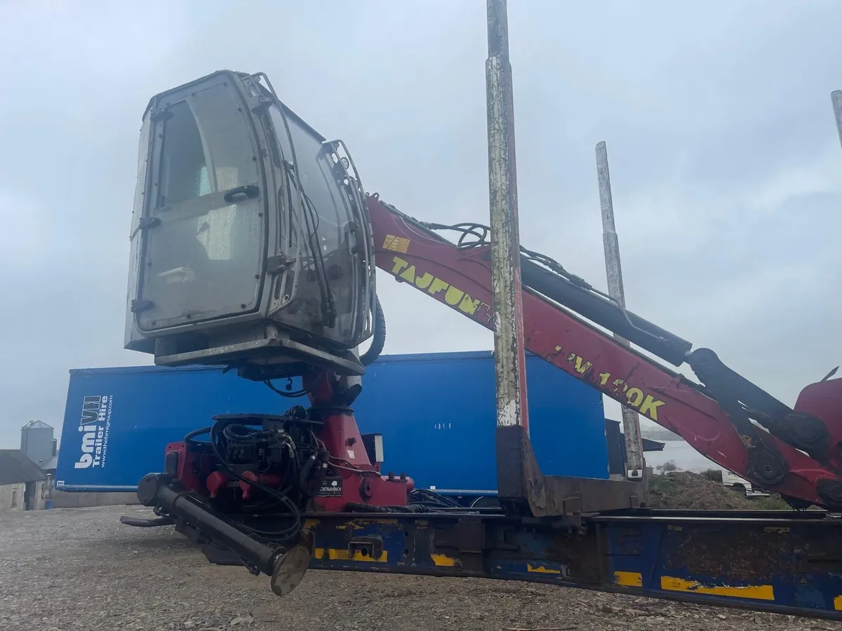 Tajfun liv 120 k crane with Cab - Image 2