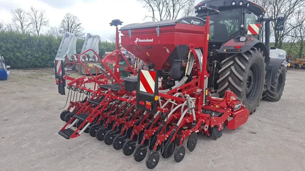 Kverneland Saterra One Pass Drill - Image 2