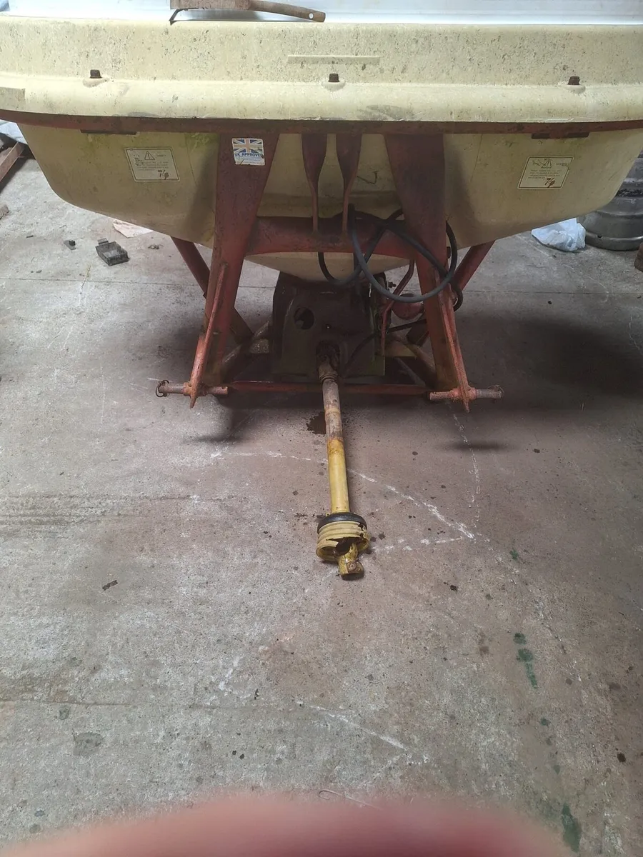 Vicon wagtail spreader - Image 1