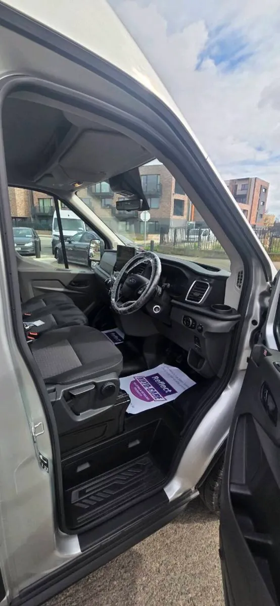 Ford Transit - Image 4