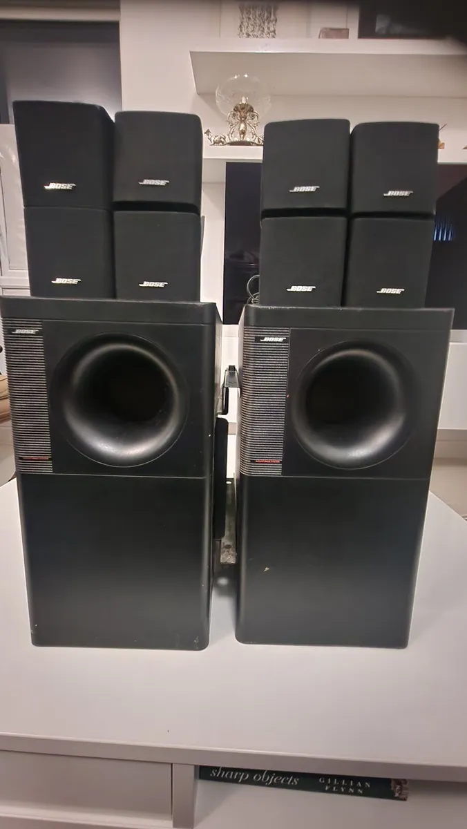 2 x Bose 3 Acutimass systems. Yamaha amplifier - Image 1