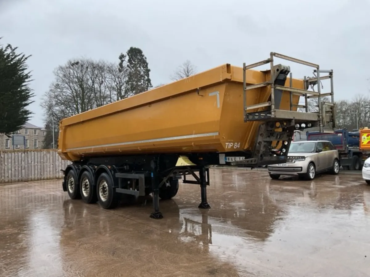 2019 Schmitz Tri Axle Agri Tipping Trailer - Image 1
