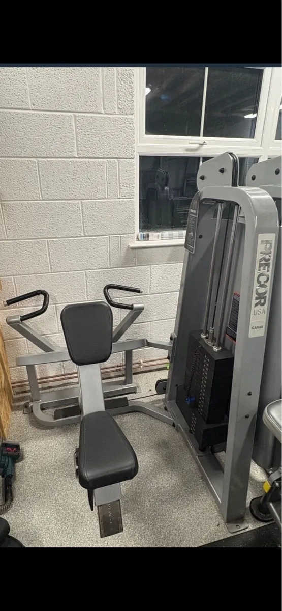 Precor Icarian 310 Row