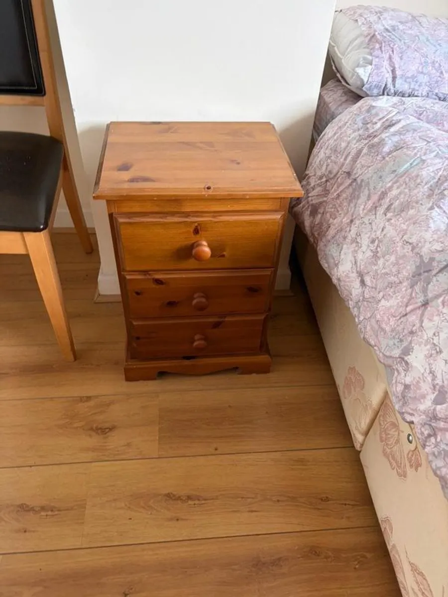 bedroom furniture - Image 3