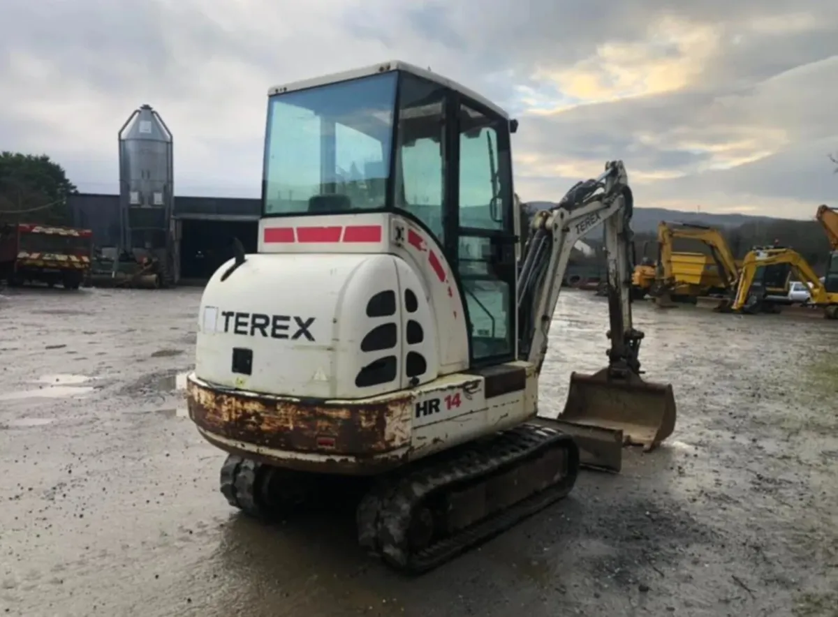 2006 Terex HR14 3 Tonne Digger - Image 4