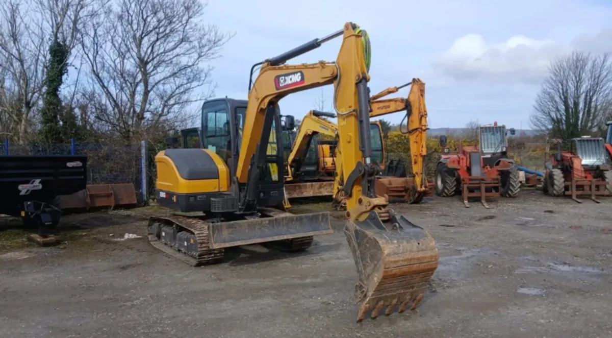 XCMG 6T Excavator - Image 1