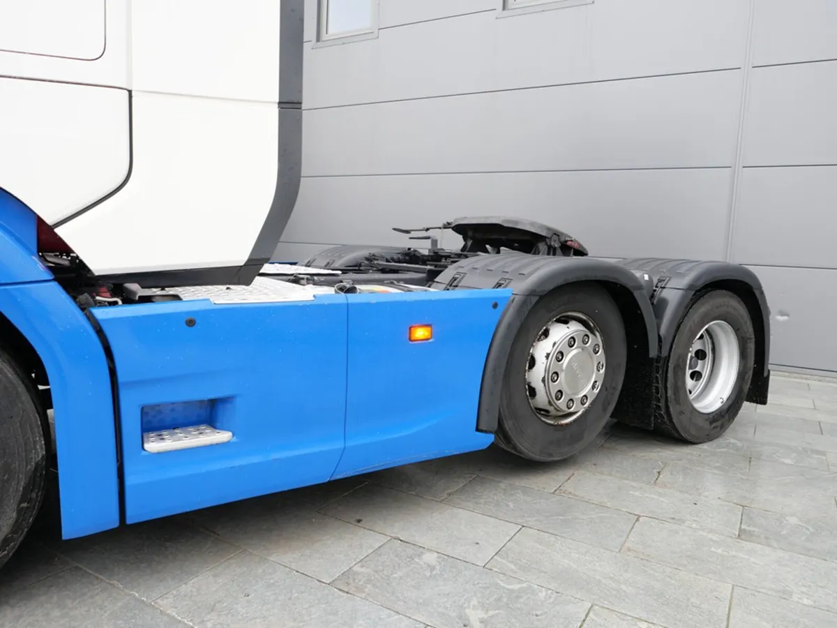 2018 Scania S450 Highline 6x2 T103179 - Image 4