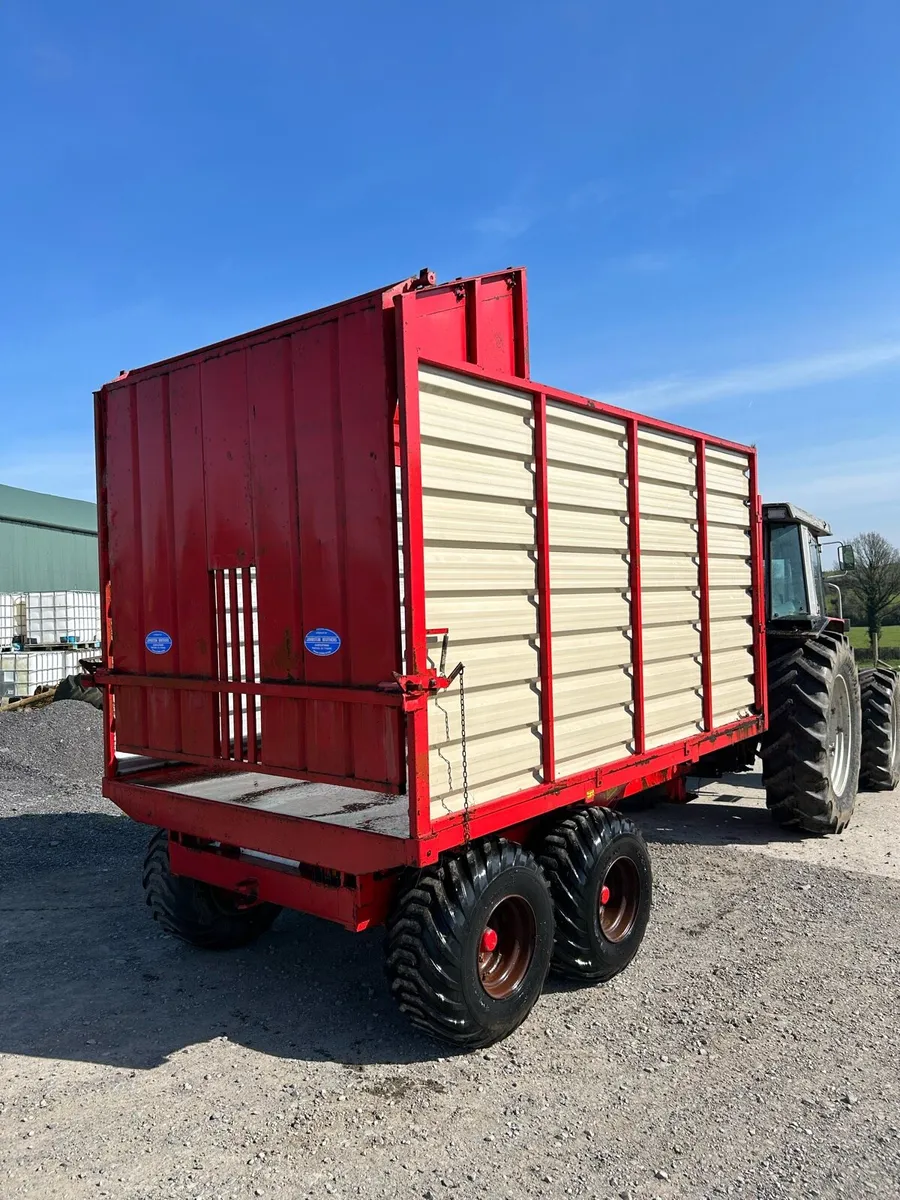 12 foot Johnston silage trailer - Image 3