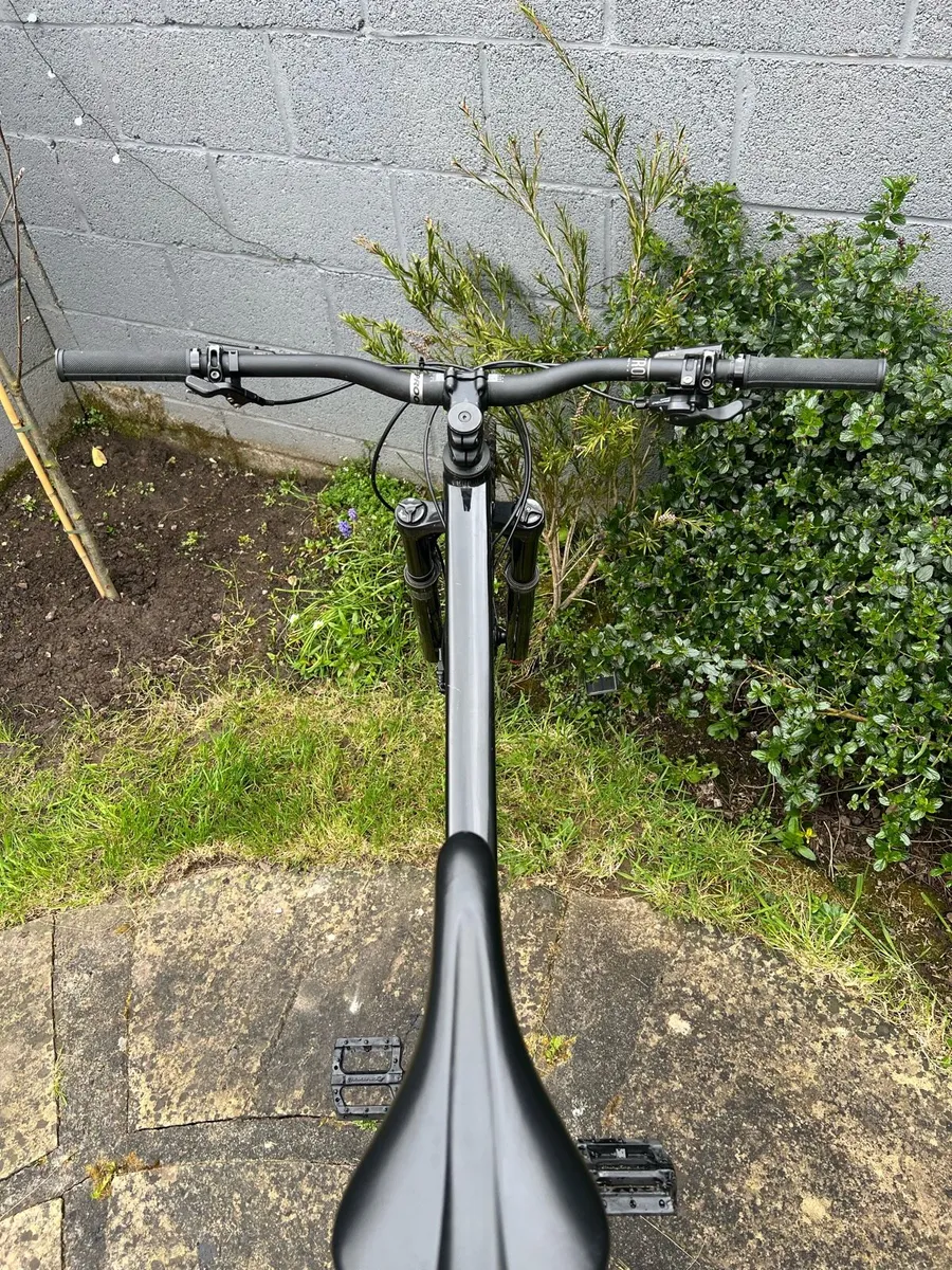 Vitus Sentier 2023 27.5” ( want gone / negotiable) - Image 4