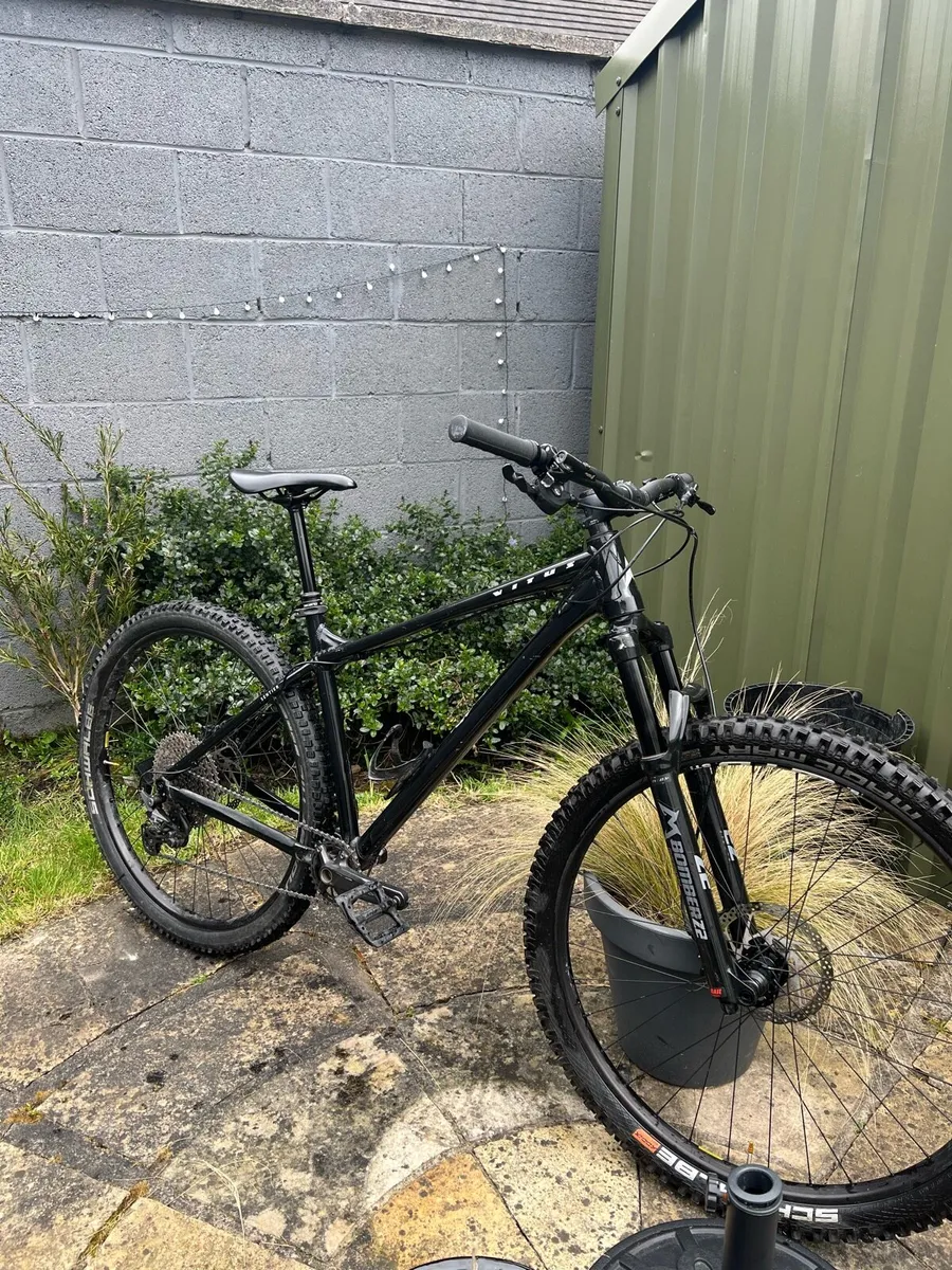 Vitus Sentier 2023 27.5” ( want gone / negotiable) - Image 1