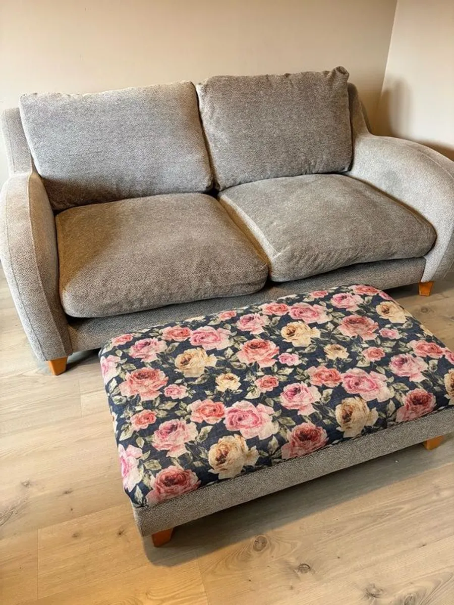 EZ living couch / sofa 2 seater (but seats 3 adults) - Image 3