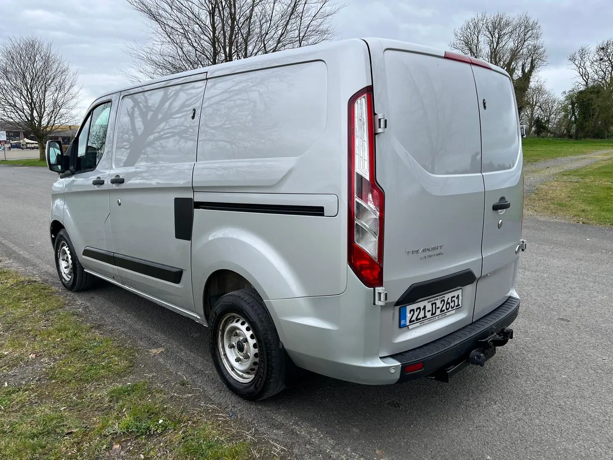 Ford Transit Custom 2022 - Image 4