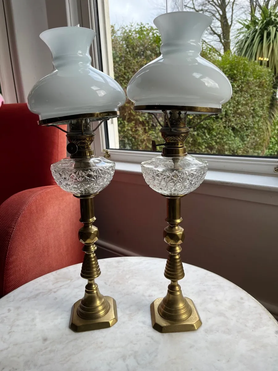 Antique paraffin lamps - Image 2