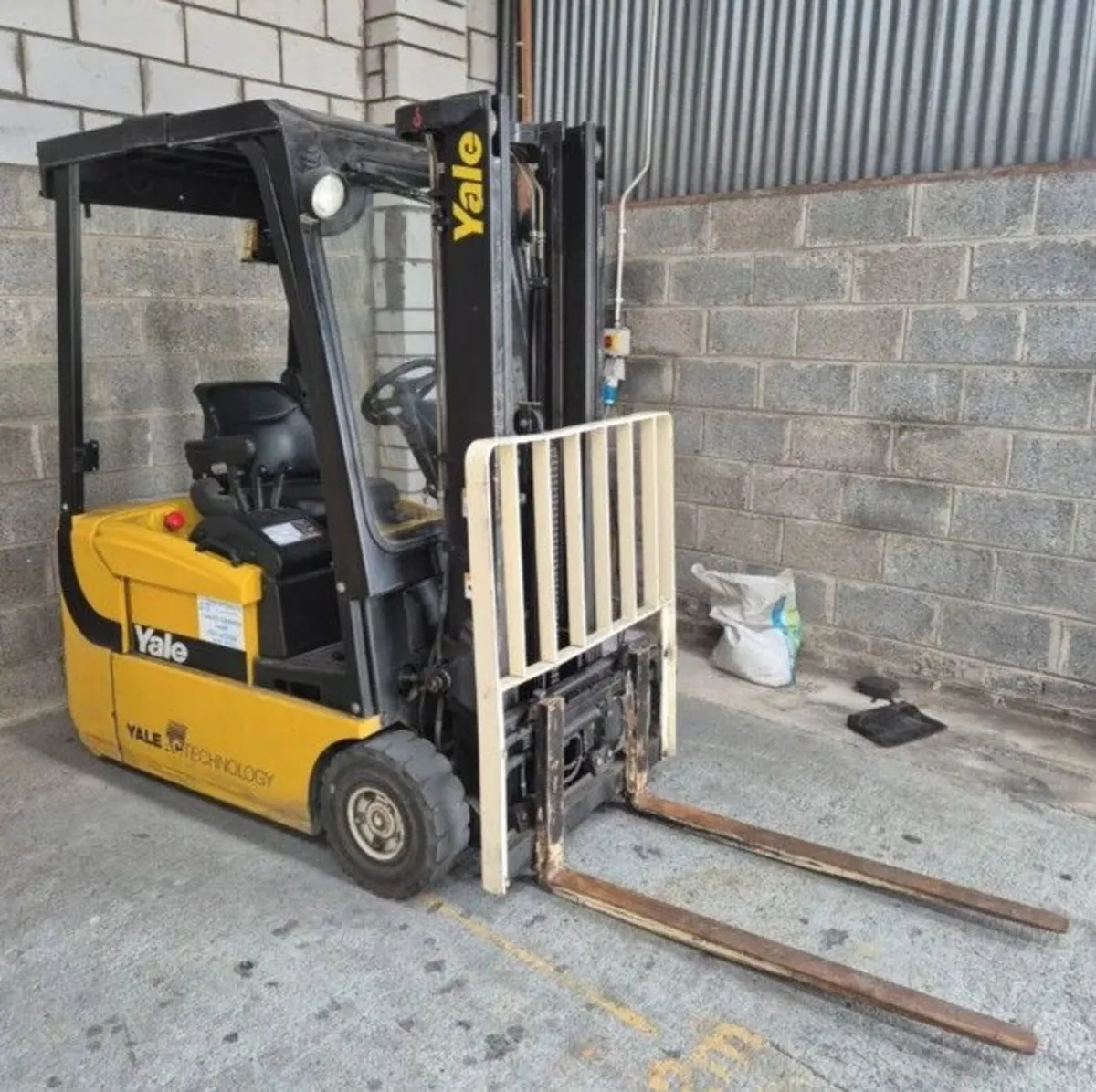 Yale Electrical fork lift ERP 16ATF(SWB) F2080 - Image 1