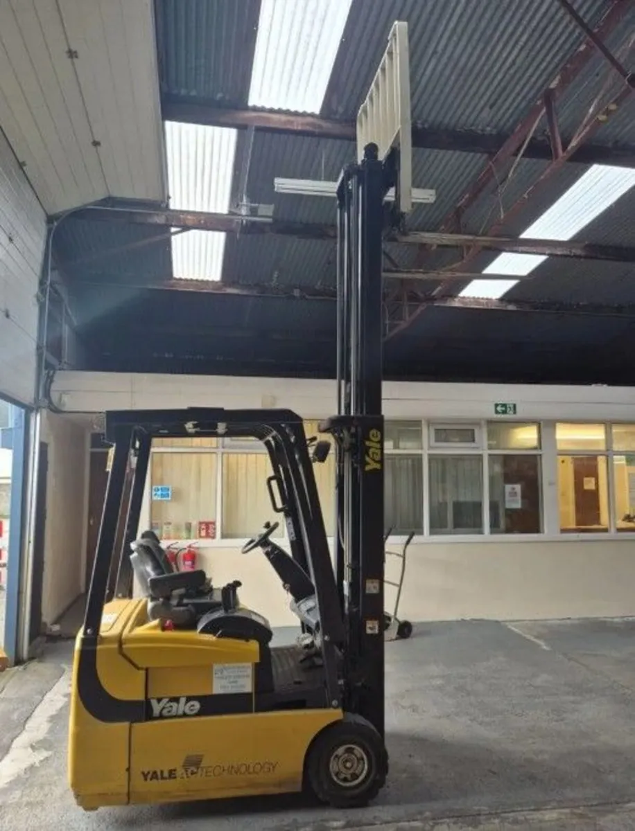Yale Electrical fork lift ERP 16ATF(SWB) F2080 - Image 2