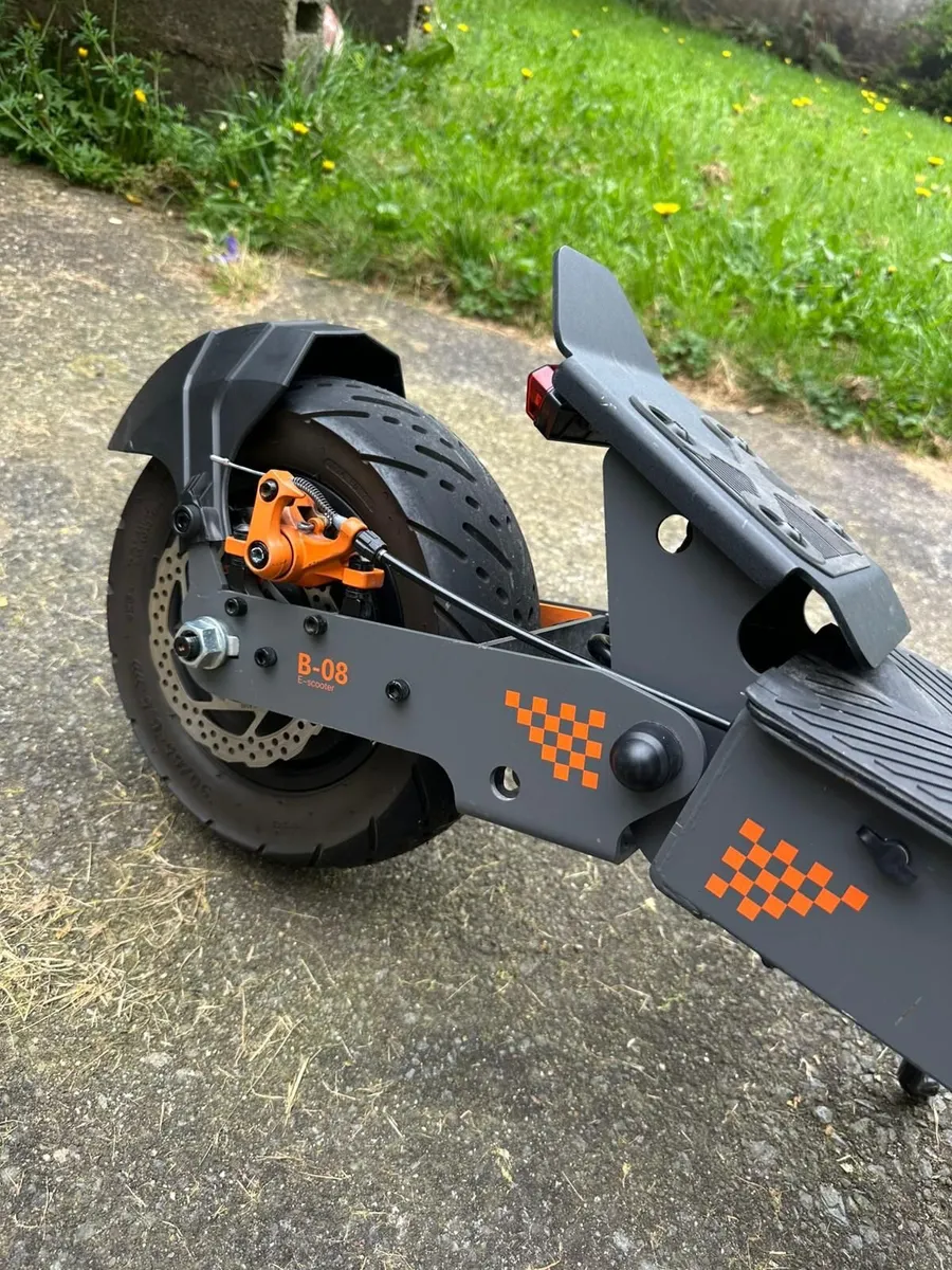 Kukirin G4 Electric Scooter - Image 1