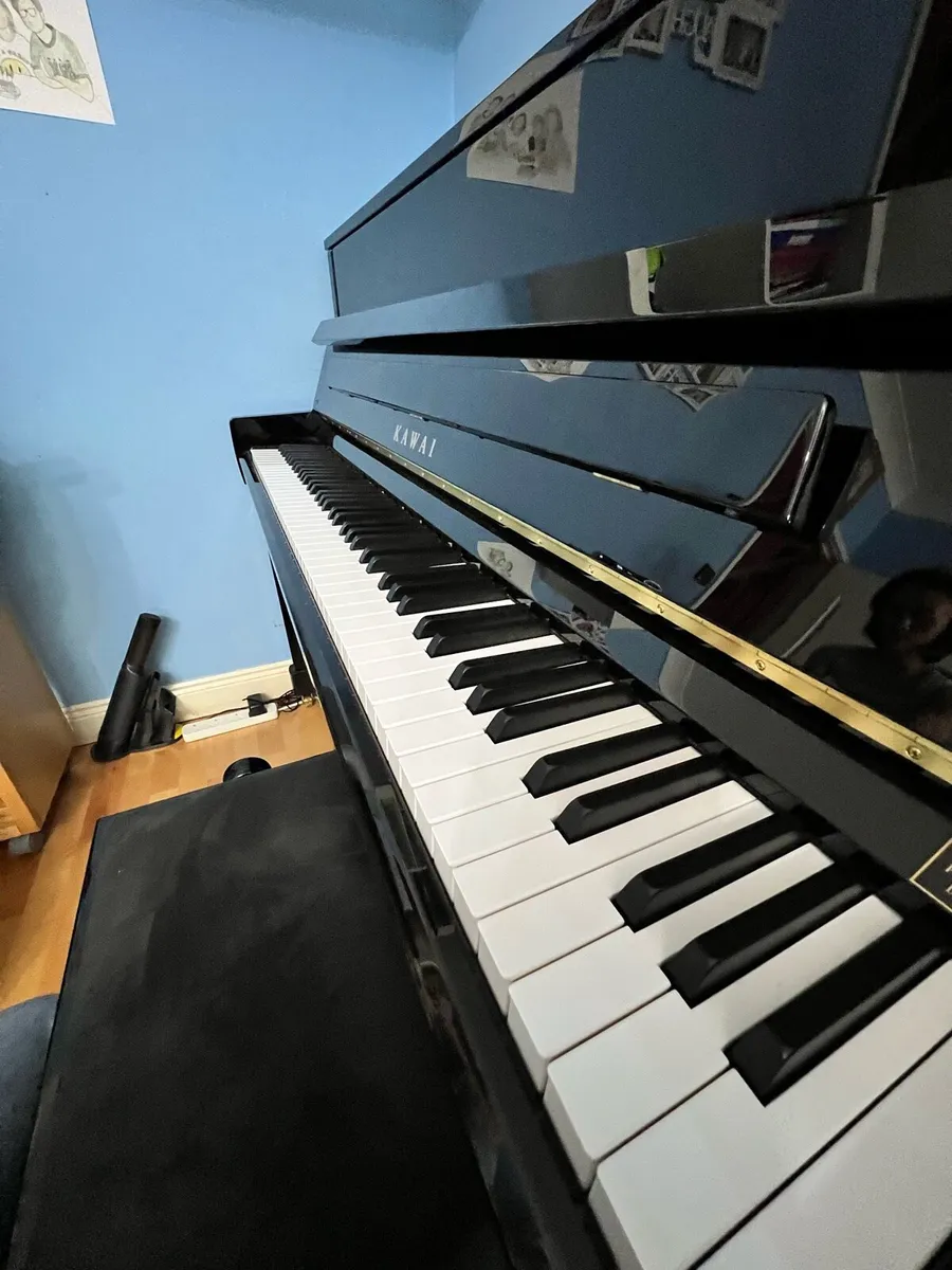 Kawai K200 Upright Piano - Excellent Condition - Image 4