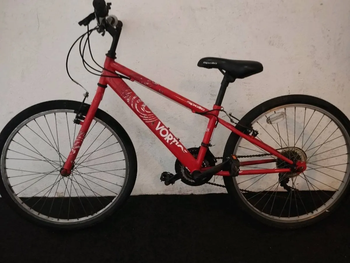 Kids 24inch bike - Image 2
