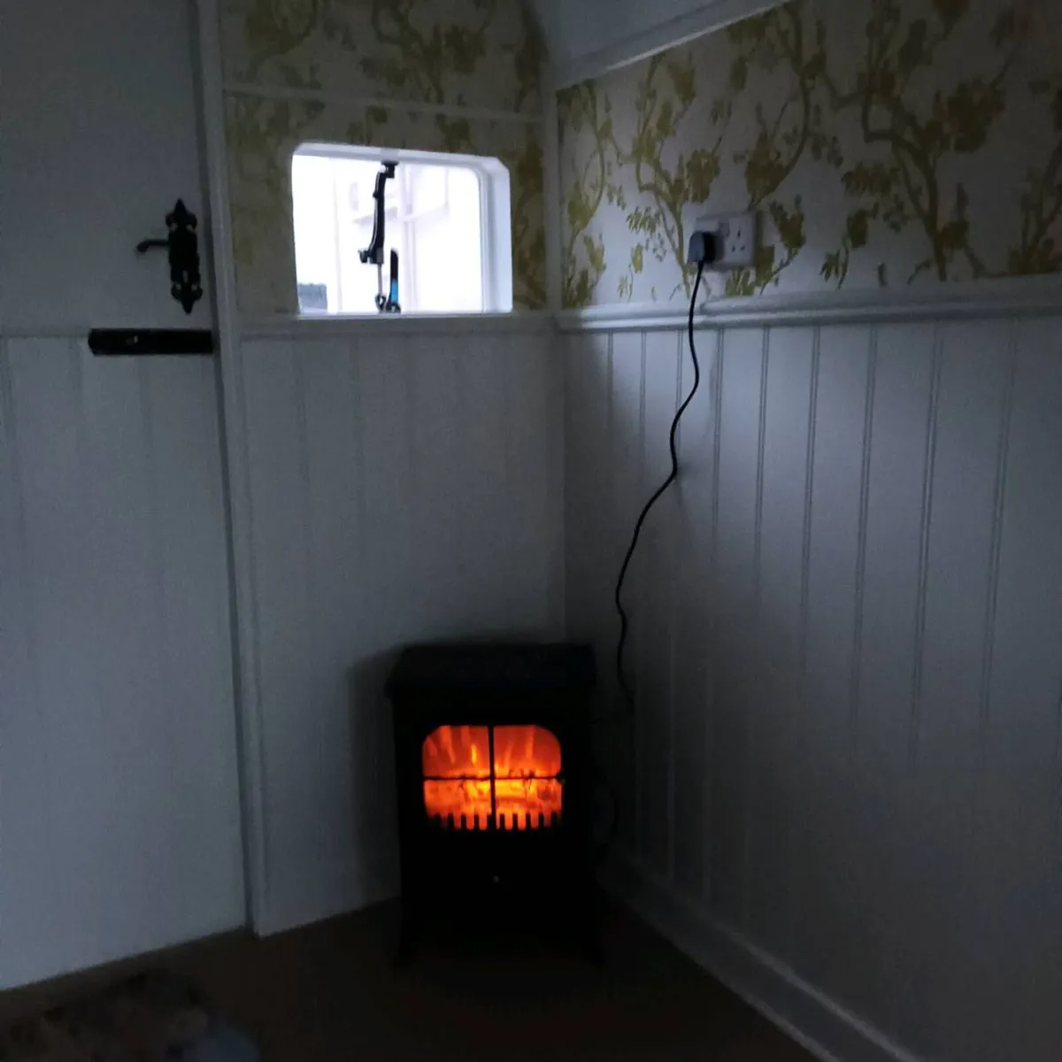 Shepherds Hut - Image 3