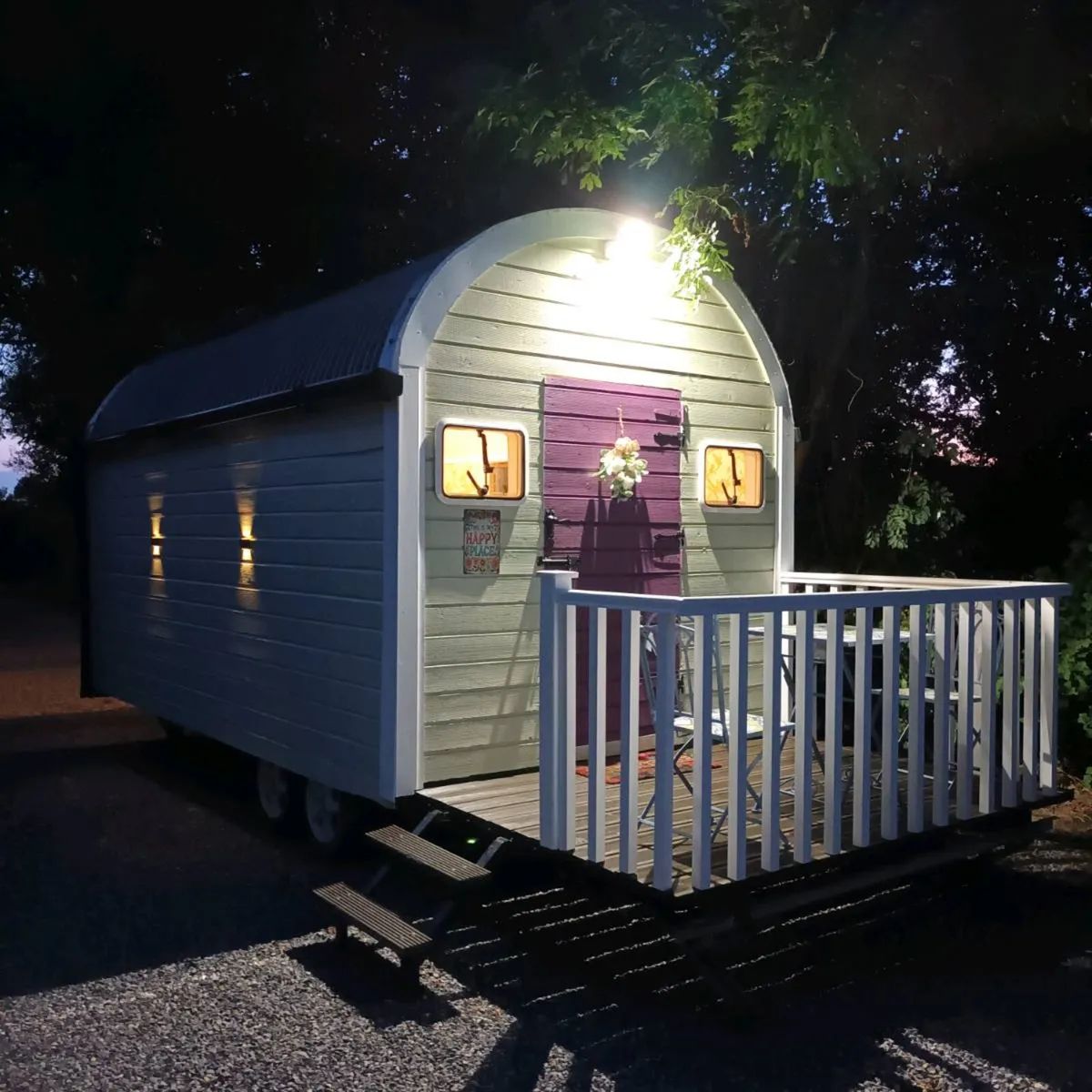 Shepherds Hut - Image 4