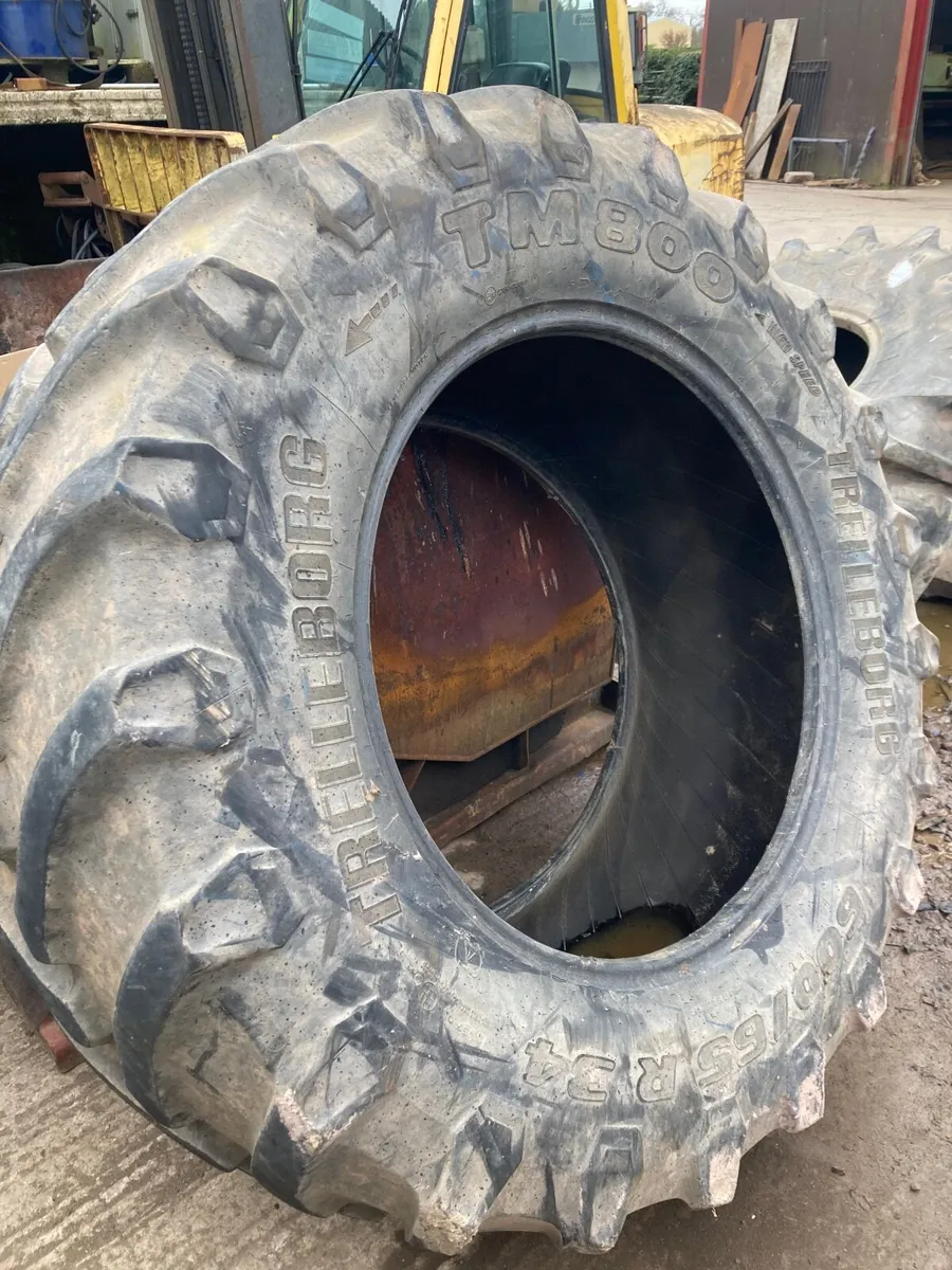 Tractor tyres - Image 1