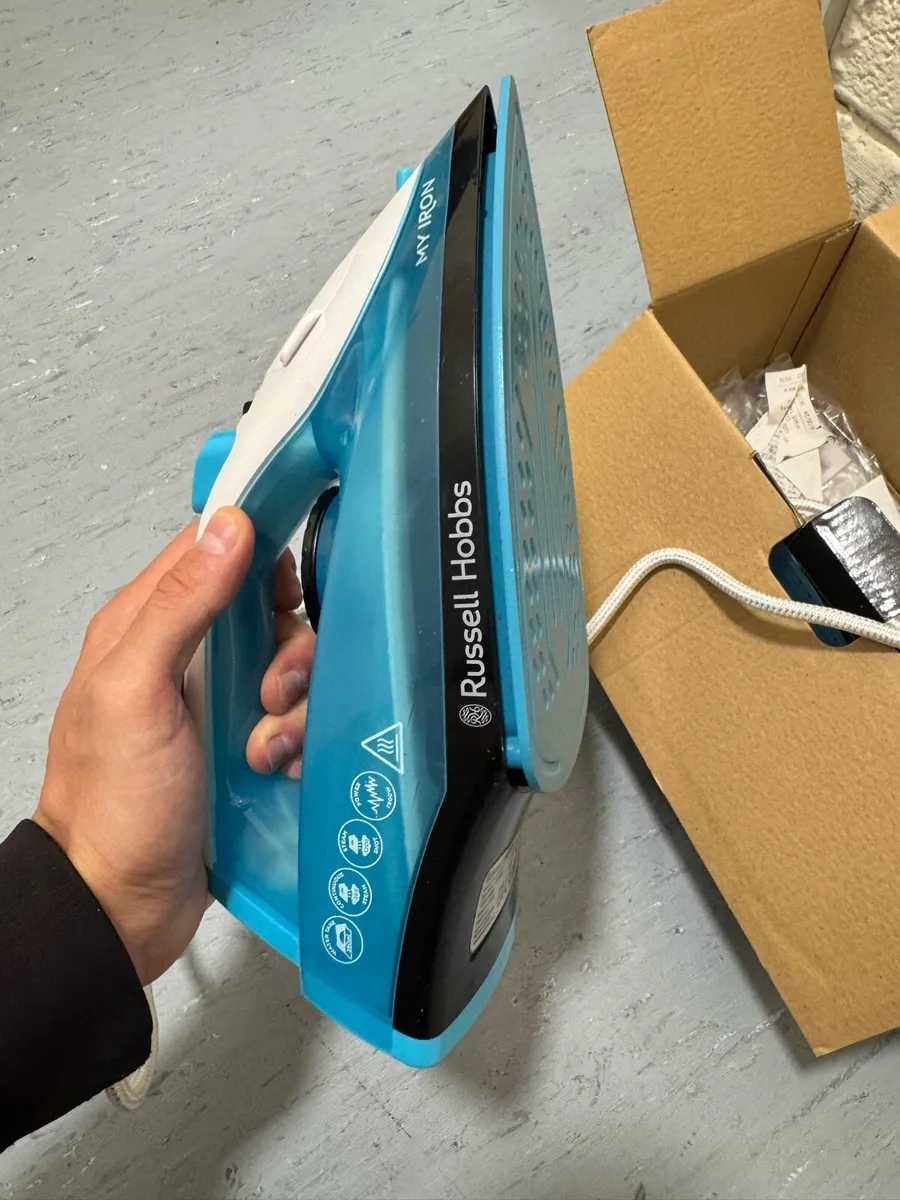 Russell Hobbs Iron - Image 2