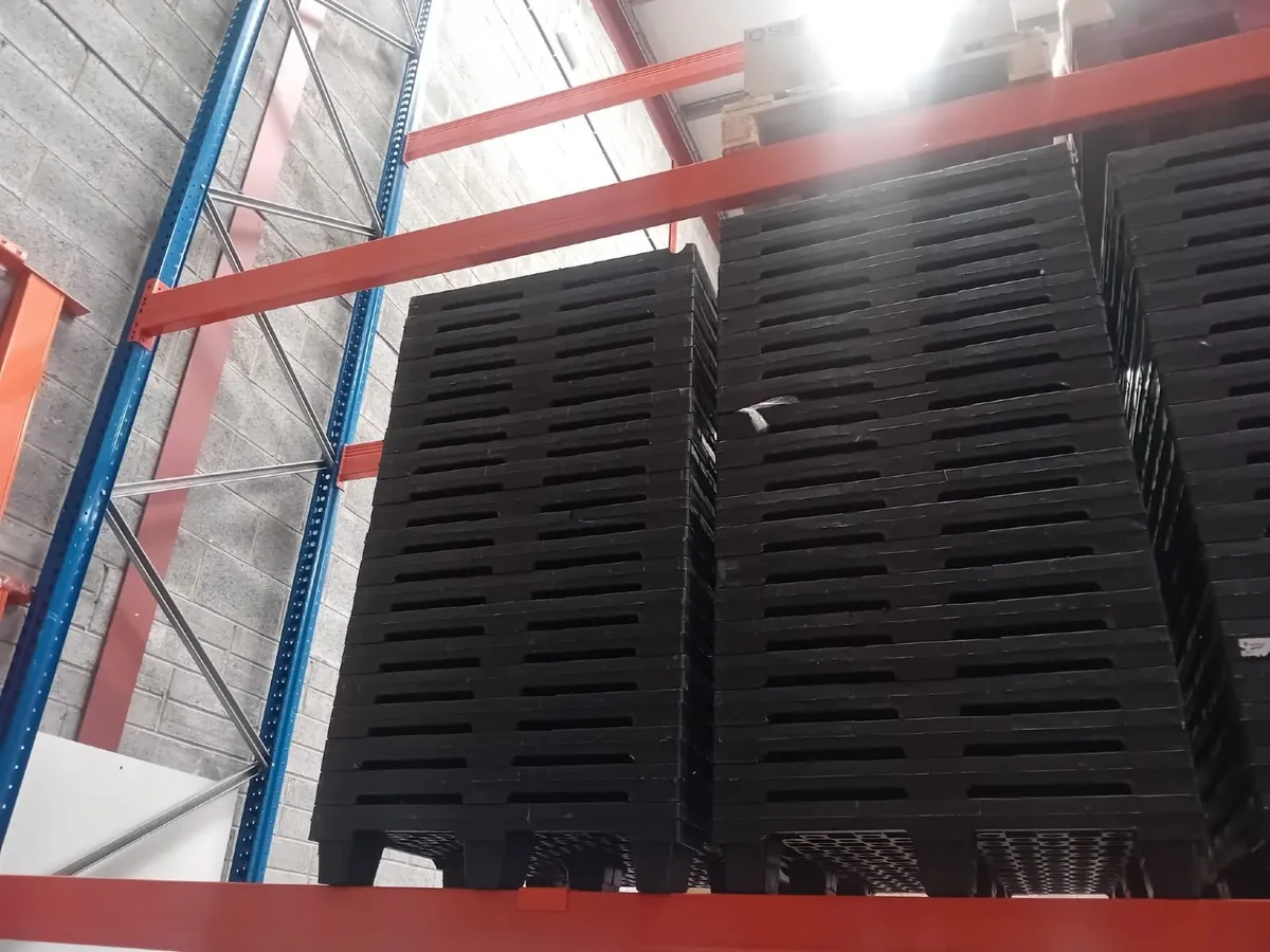 Plastic Pallets - Image 3