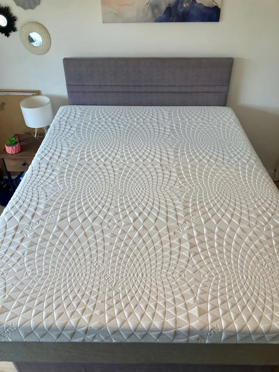 JYSK King Size Memory Foam Mattress - Image 2