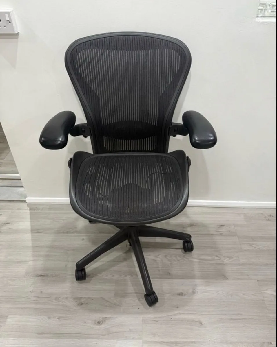 Herman miller Aeron Office Chair - Image 1