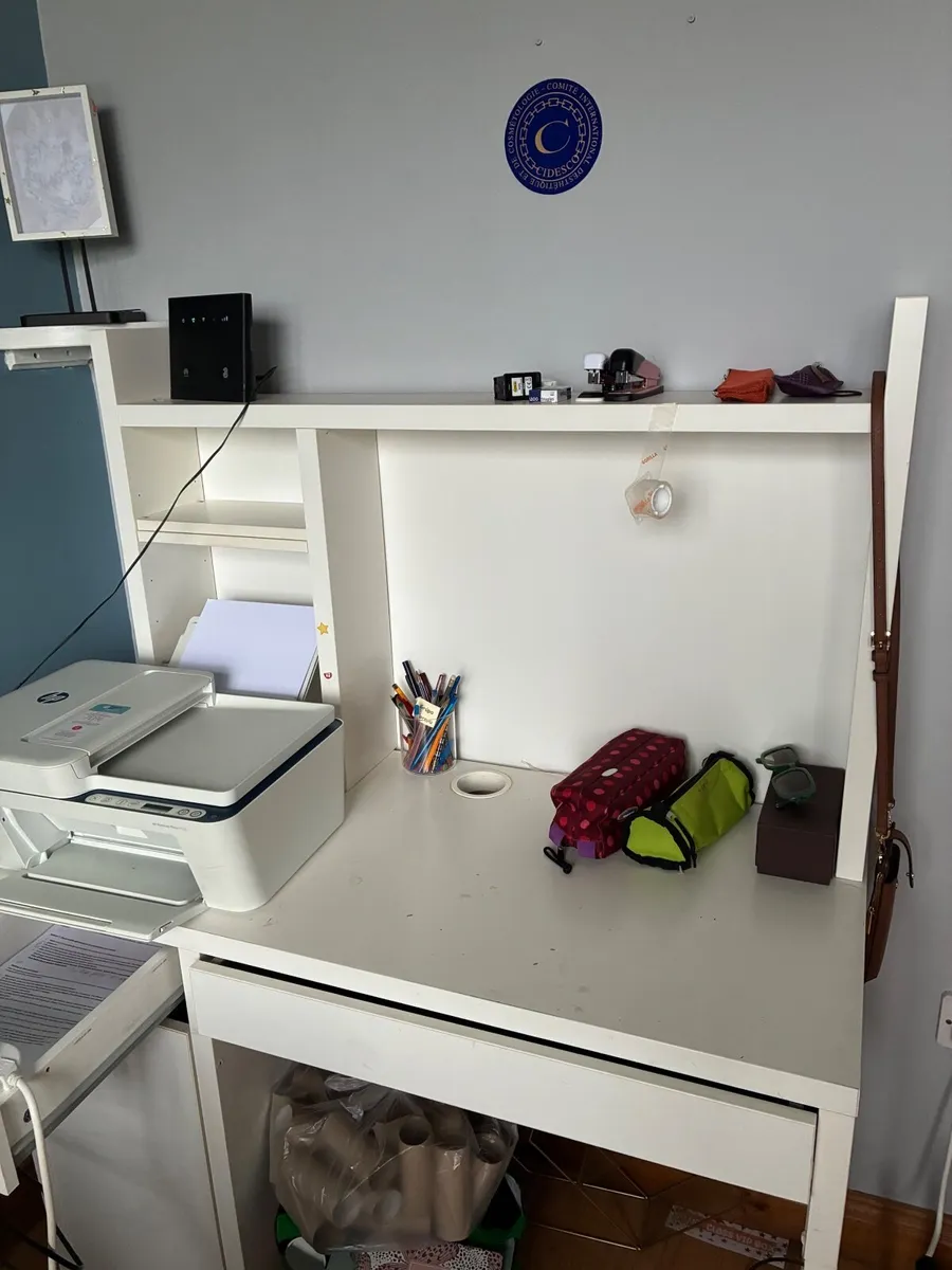 Wardrobe and desk - Image 1