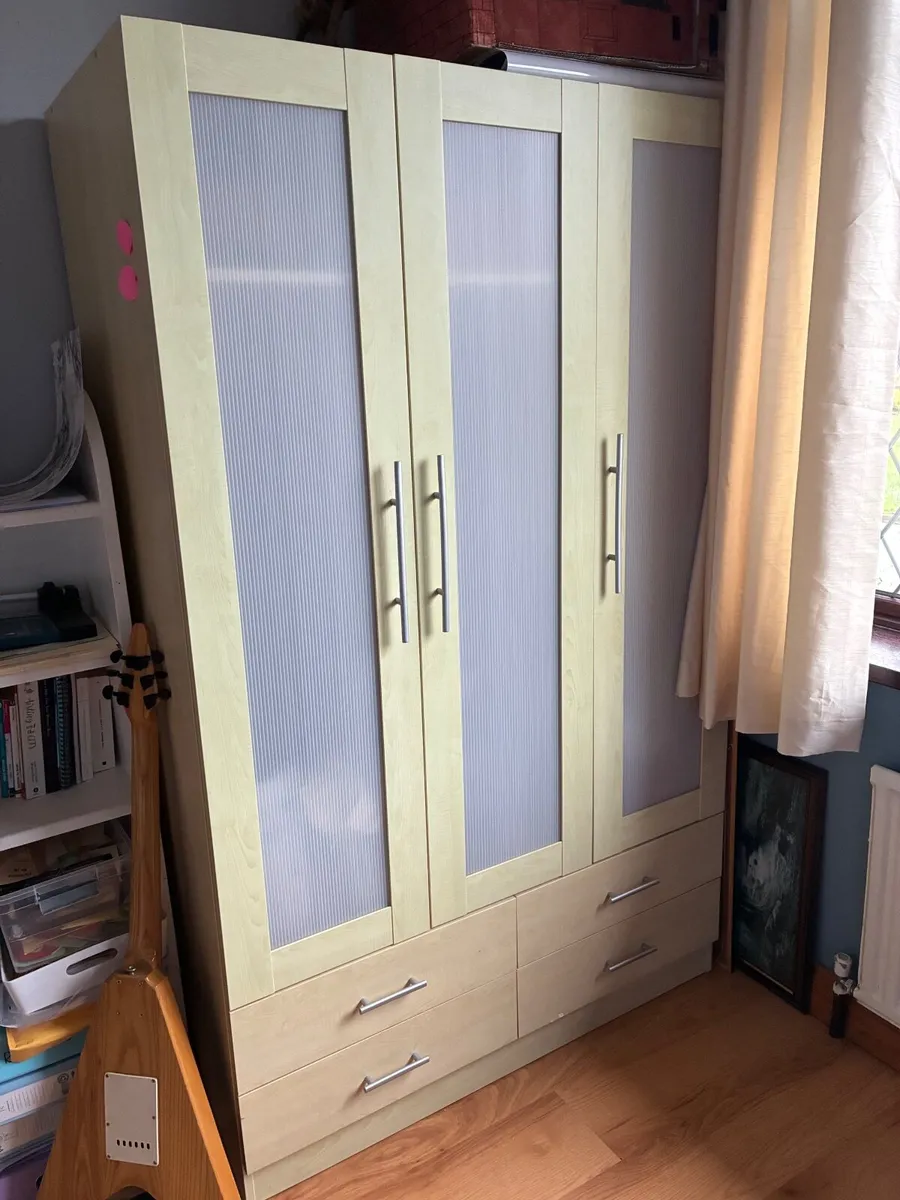 Wardrobe and desk - Image 2