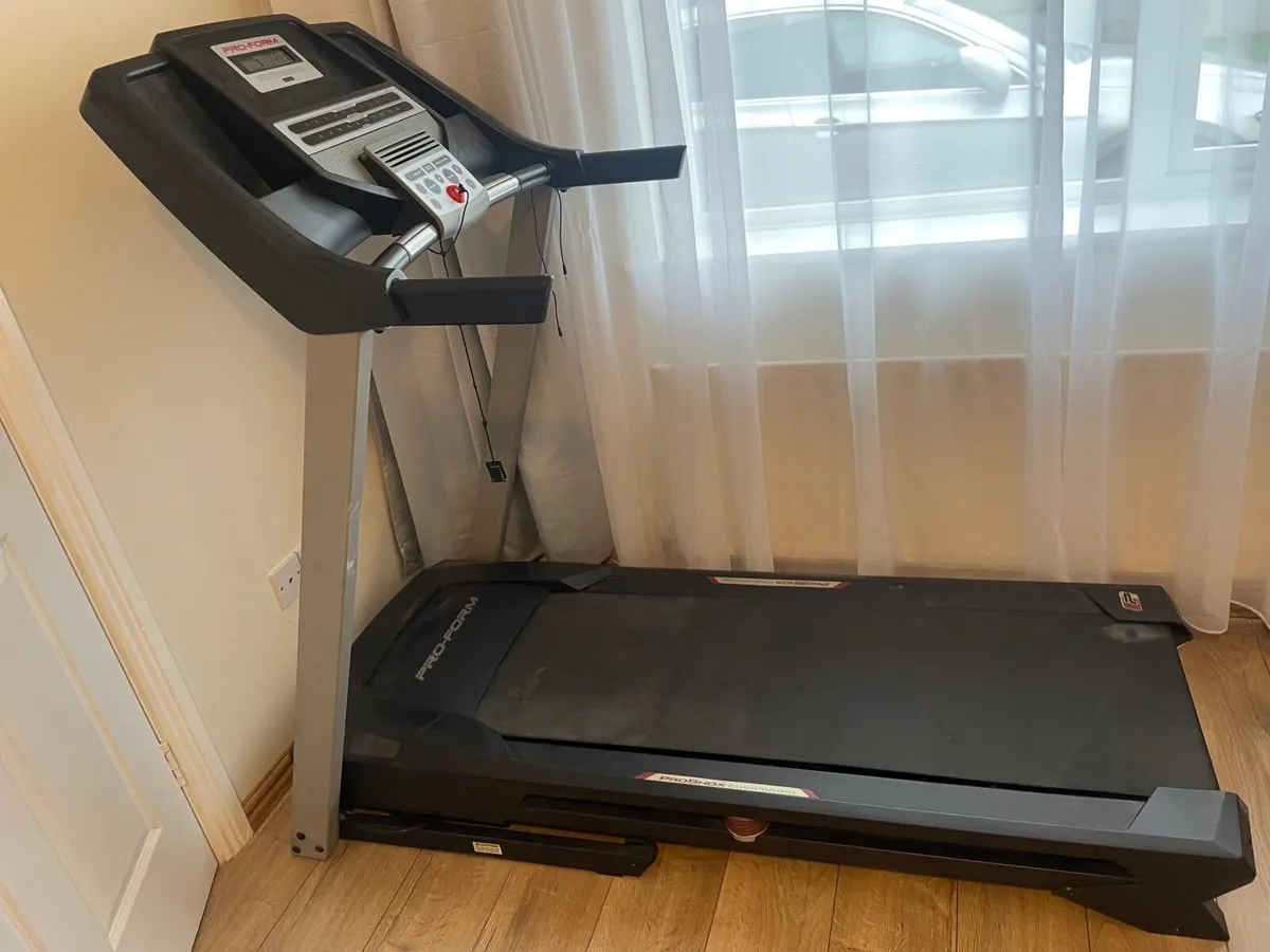 PRO FORM TREADMILL - Image 4