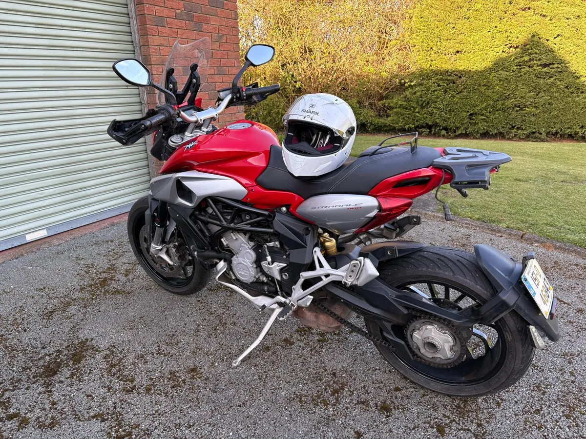 MV Agusta Stradale 800 - Image 2