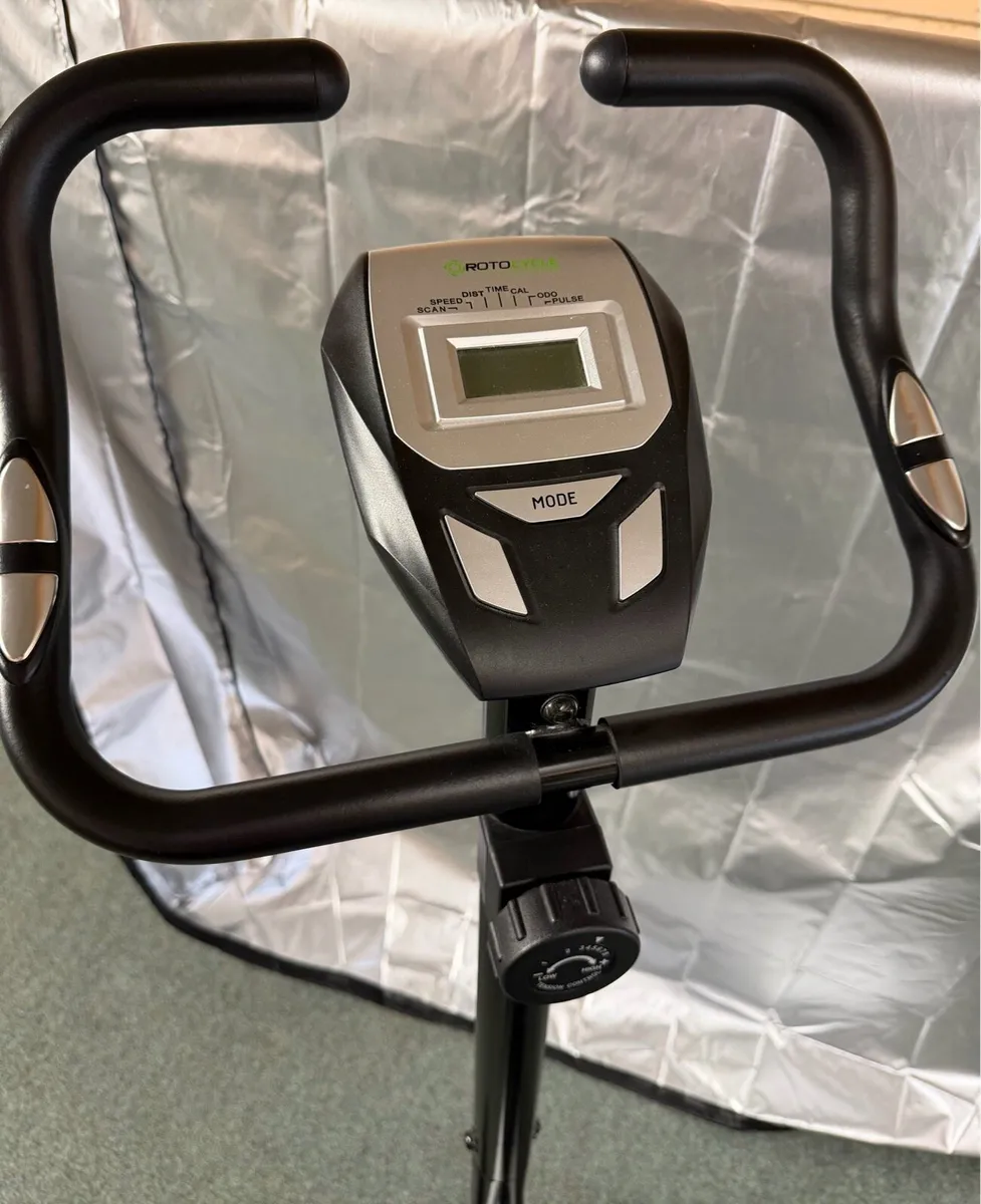 Exercise bike - Image 3