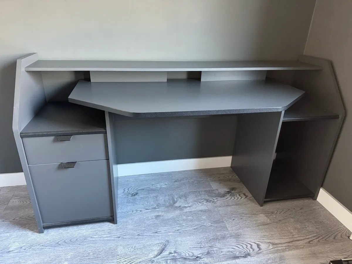 Nitro Gaming Desk - Image 2