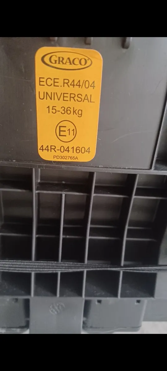 Graco childs car seat - Image 4