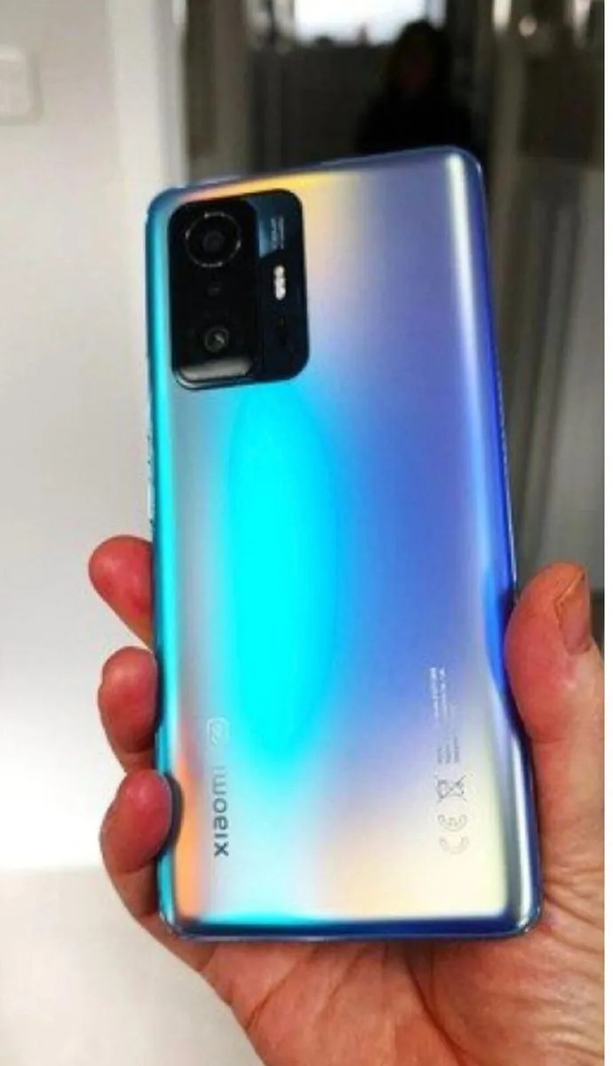 Beautiful High End Xiaomi 11T Pro Smartphone - Image 2