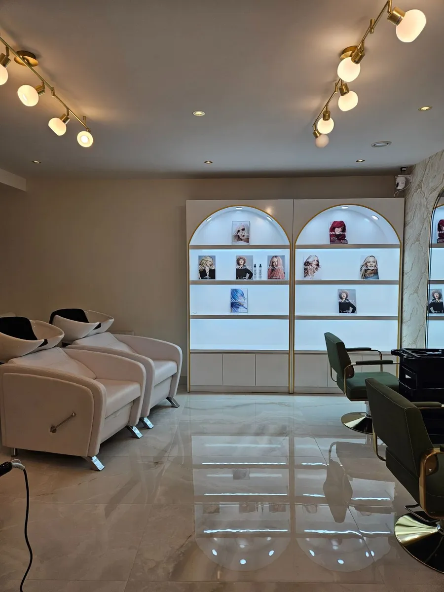 Hair and beauty Salon to rent - Image 3