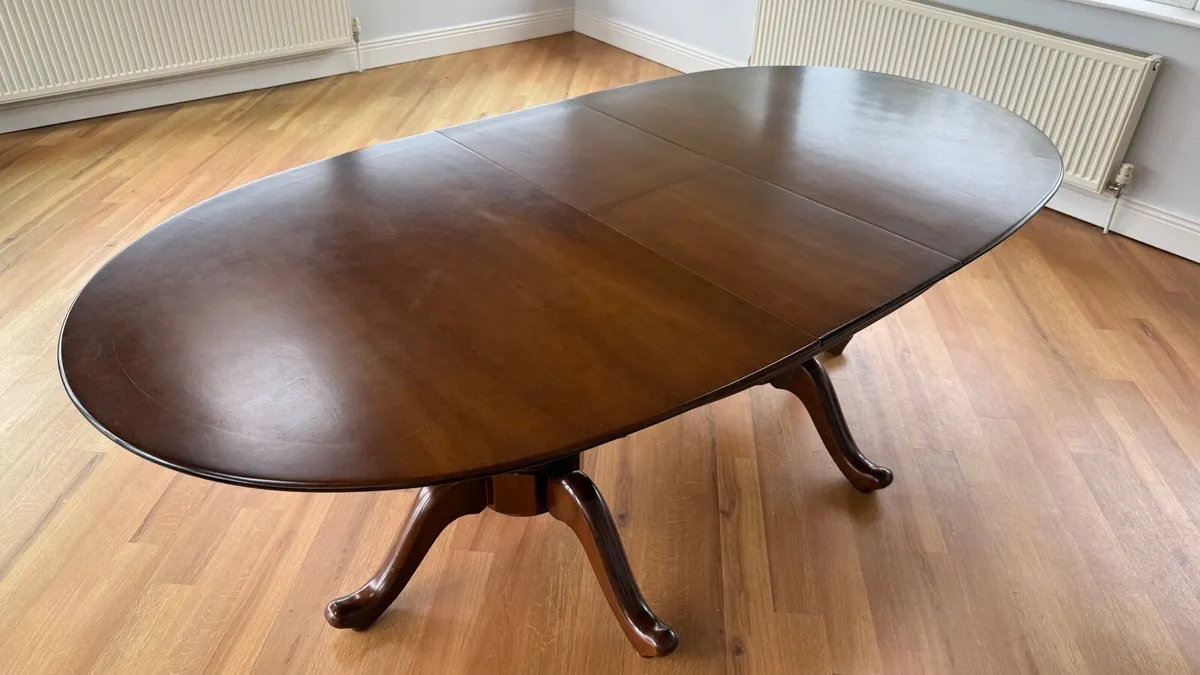 Oval Mahogany Dining Table - Image 1