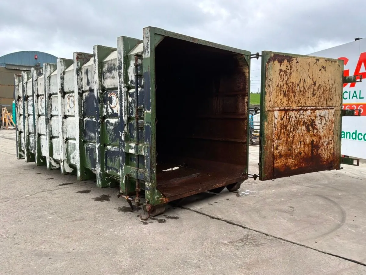 35yds HOOK LOADER ENCLOSED SKIP BIN.......4003. - Image 3