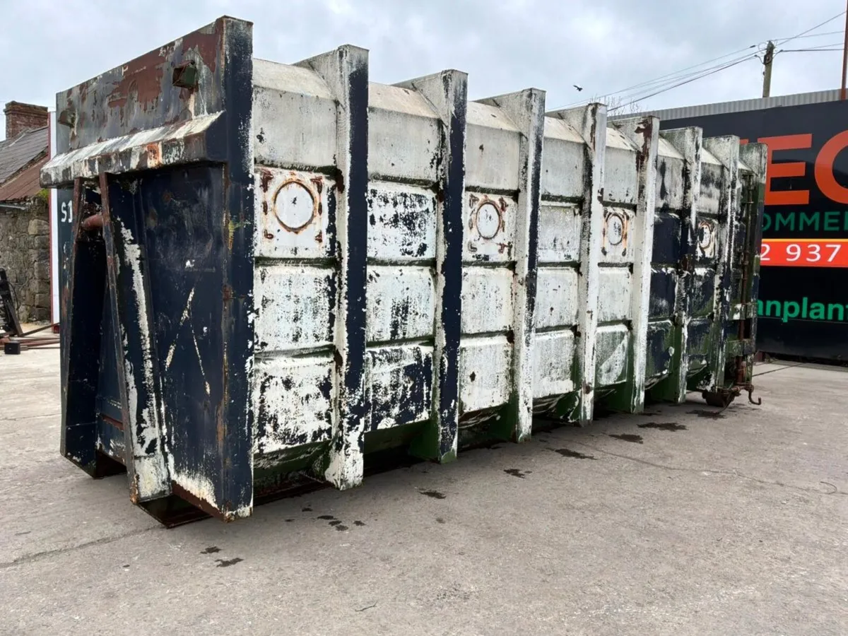 35yds HOOK LOADER ENCLOSED SKIP BIN.......4003. - Image 4
