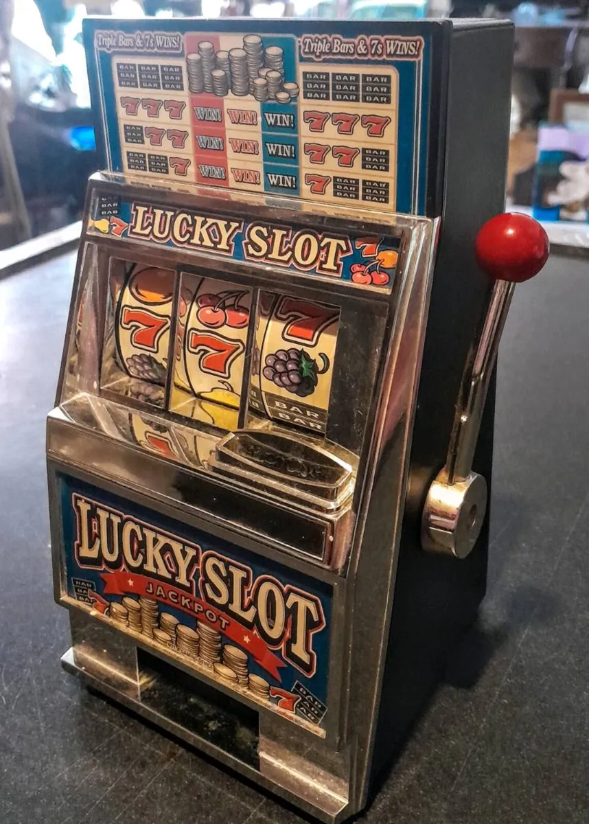 Mini slot machine