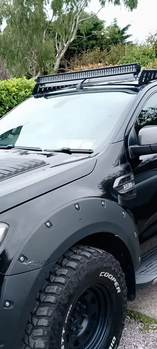 Roof Light Bar - Image 1