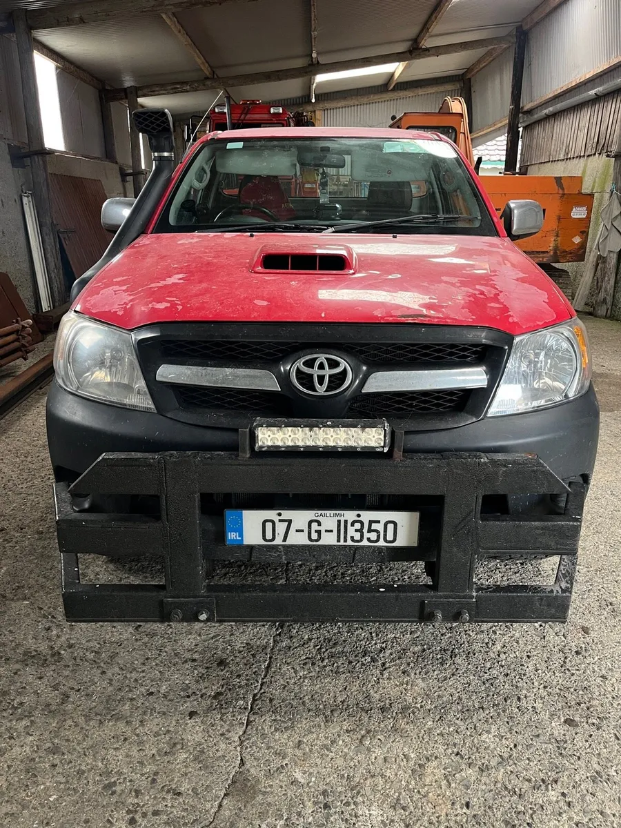 Toyota hilux - Image 1