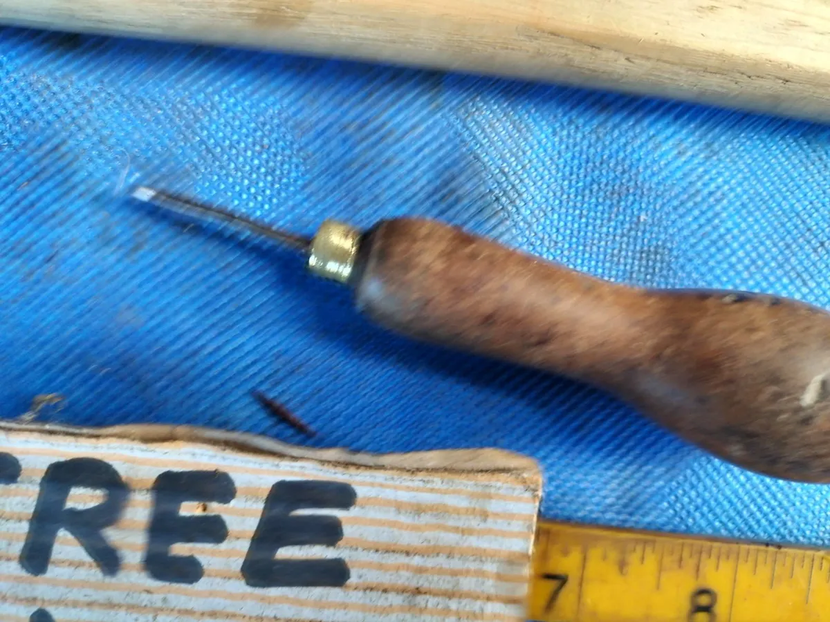 Cobblers Hammer And Tools - Image 2