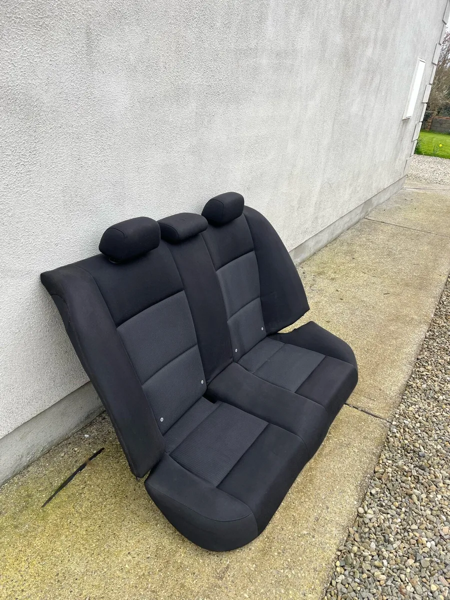 BMW E90 seats - Image 4