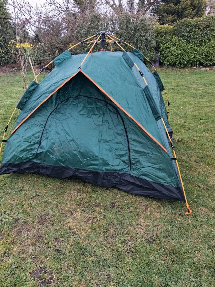 POP UP TENT - Image 2