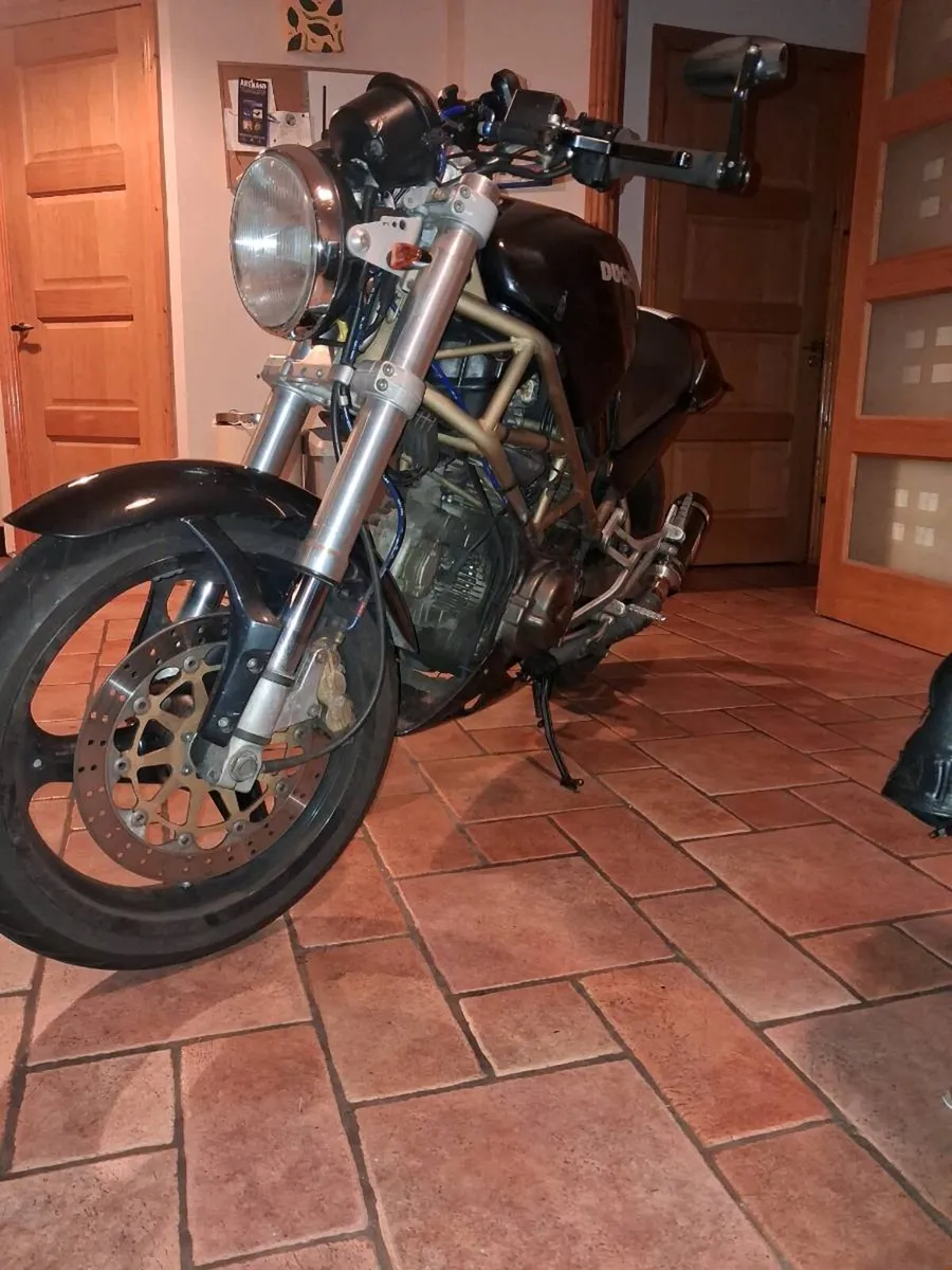 Ducati Monster 600 - Image 2